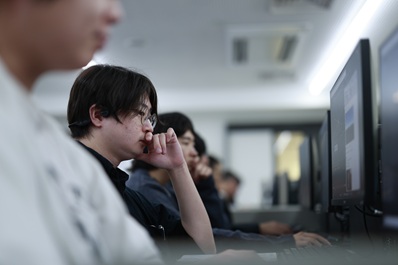 学校法人 電子開発学園九州 KCS北九州情報専門学校 の特長 2