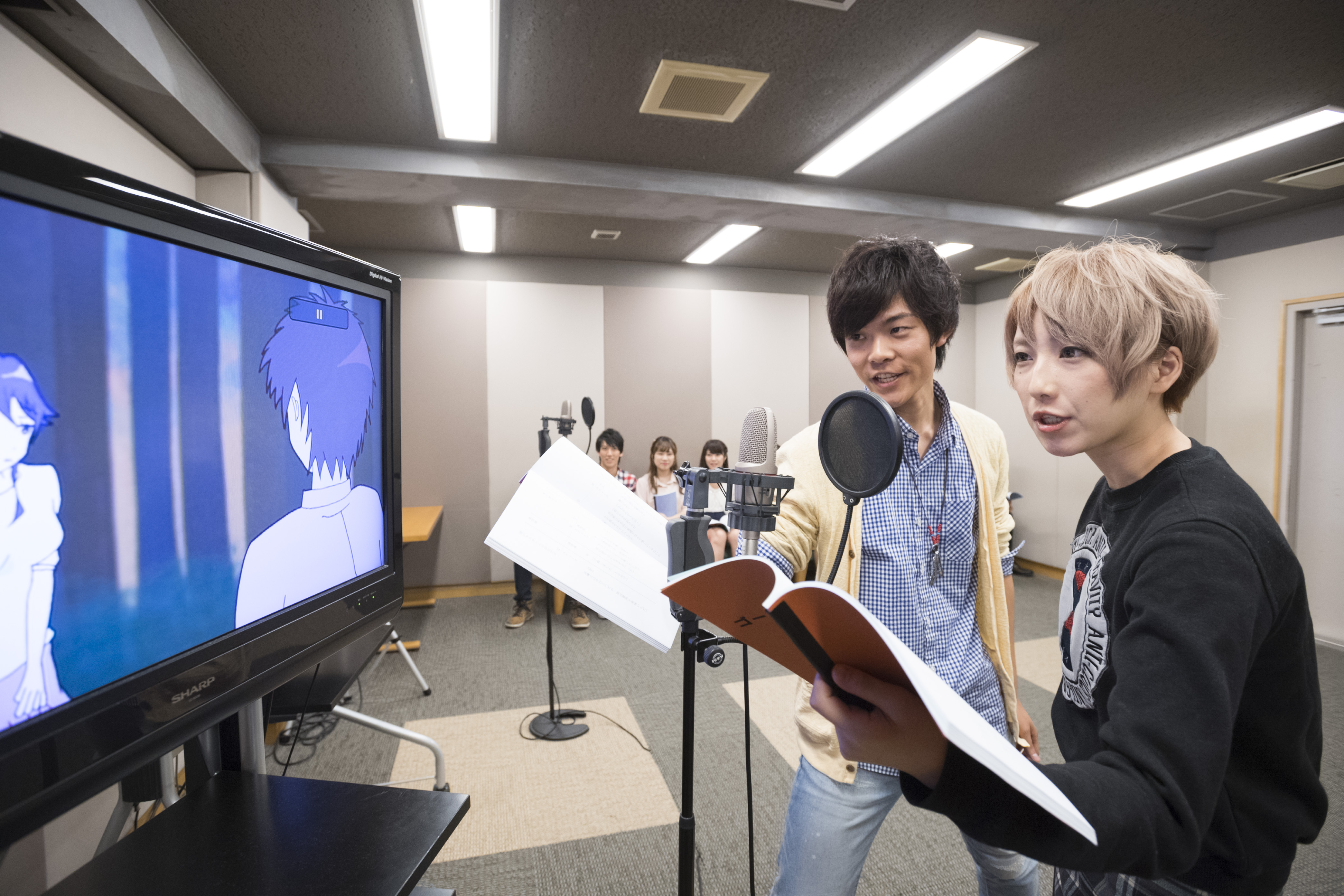 アミューズメントメディア総合学院(声優学科) の特長 1