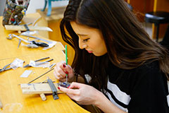 日本宝飾クラフト学院(専科) の特長 1