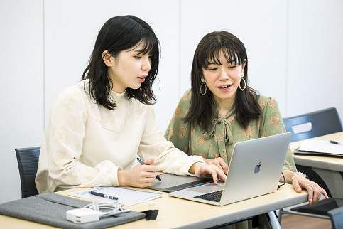 専門学校日本デザイナー学院 の特長 1