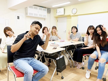 専門学校 東京声優・国際アカデミー 国際コミュニケーション学科 の特長 3