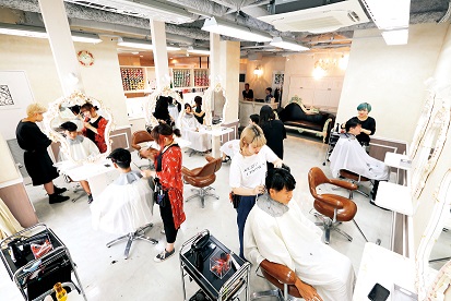 ECCアーティスト美容専門学校 の特長 2