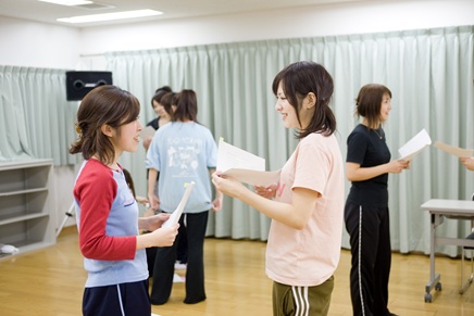 日本ナレーション演技研究所 の特長 1